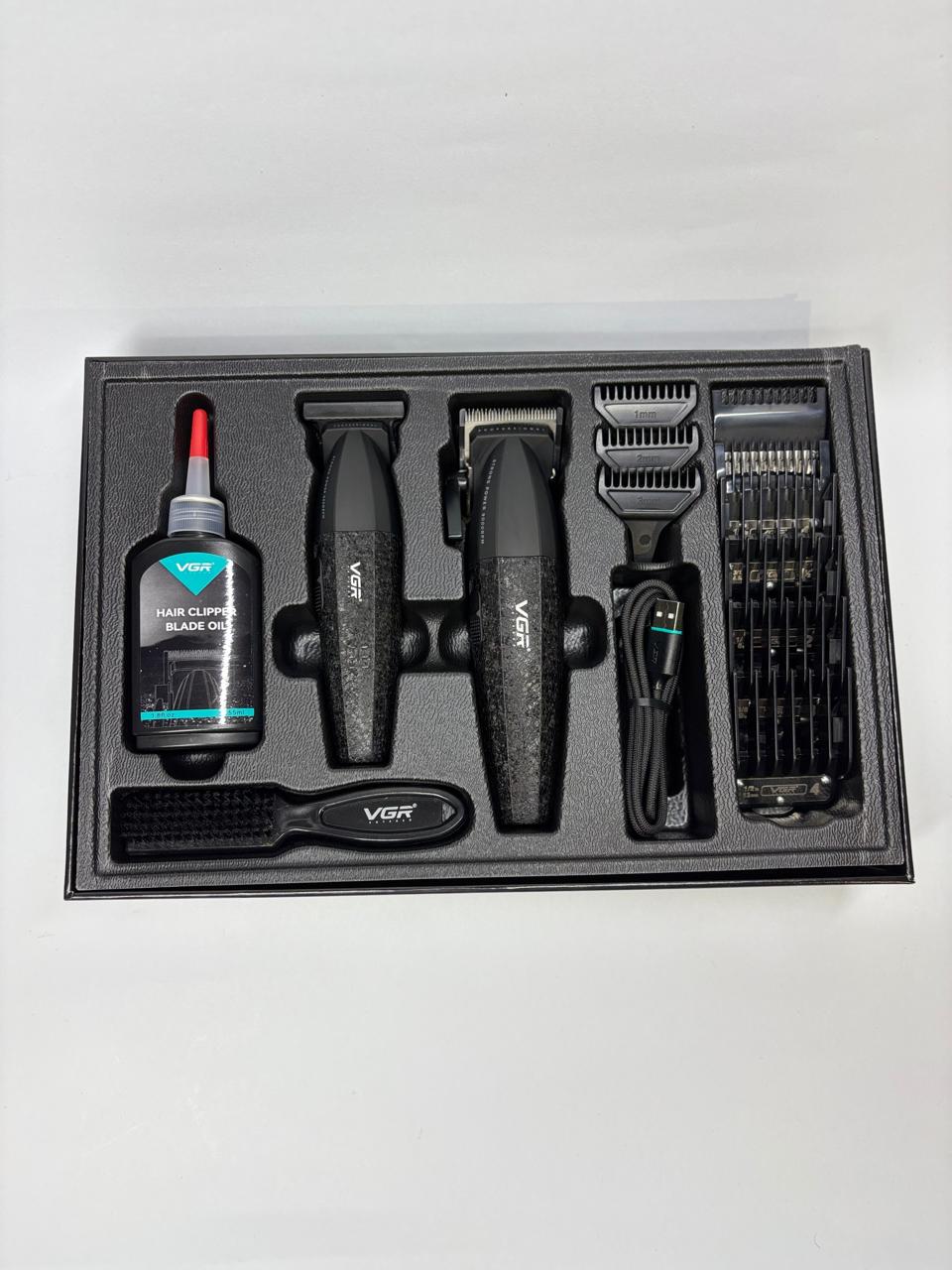 Trimmer + Clipper rasuradora VGR V-640